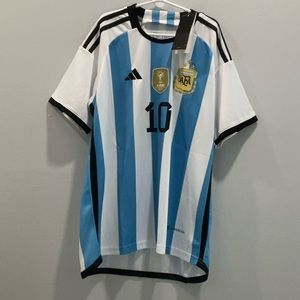 ARGENTINA MESSI JERSEY AND SHORT KIDS SET — SIZE: M(26)